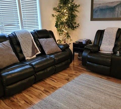 5th image of 4213 Northshire Dr