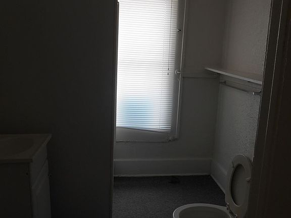 2nd image of 765 Jenkins Ave APT 5