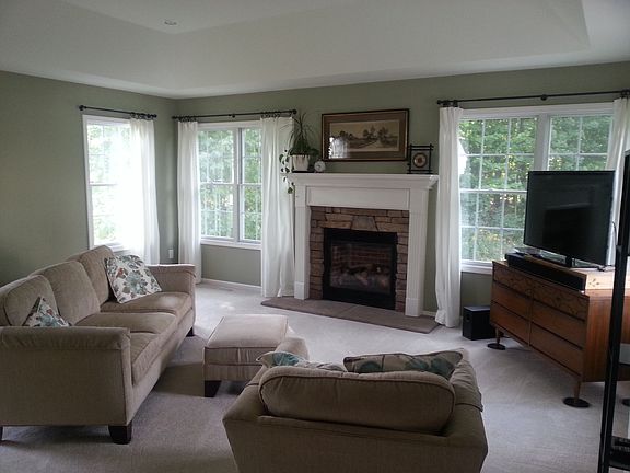 4th image of 2332 Winterberry Dr