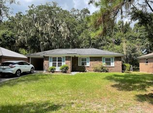 6910 Damascus Rd, Savannah, GA 31406