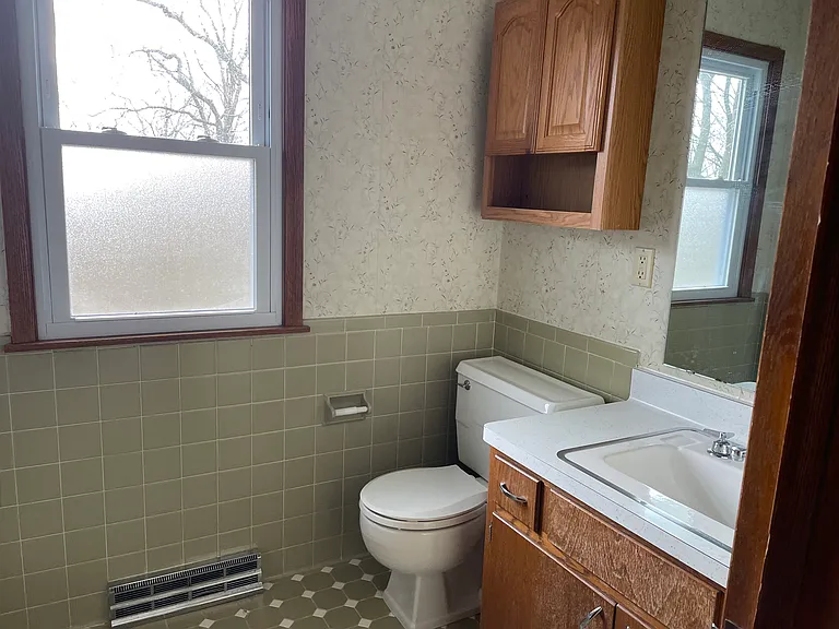 209 W Pierre Ln — Photo 11