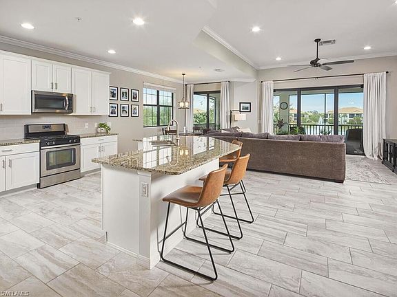 2nd image of 2141 Frangipani CIR #4-201