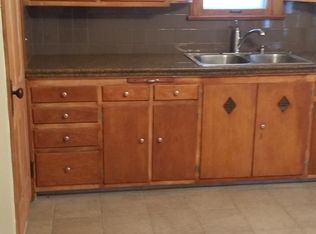 5154 Arch St, Maple Heights, OH 44137