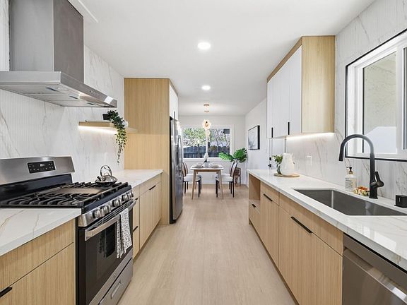 3rd image of 383 River View Dr
