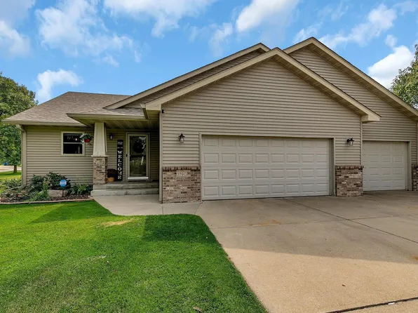 2790 Ocarina Dr, Sauk Rapids, MN 56379