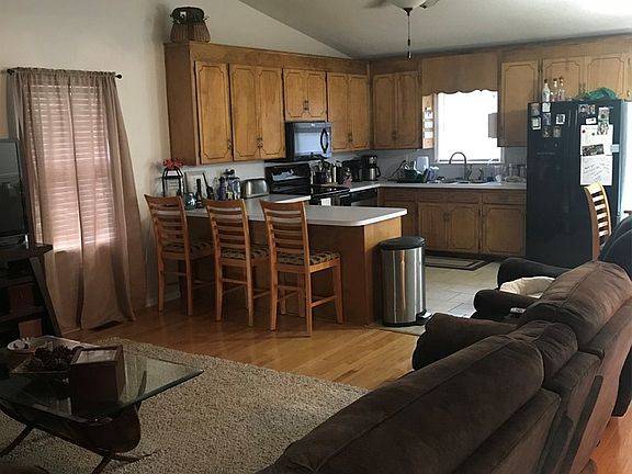 2nd image of 1001 Cleveland St