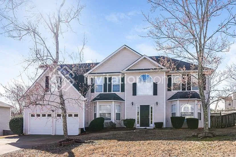 572 Lakewater View Dr Stone Mountain, GA 30087 — Photo 1