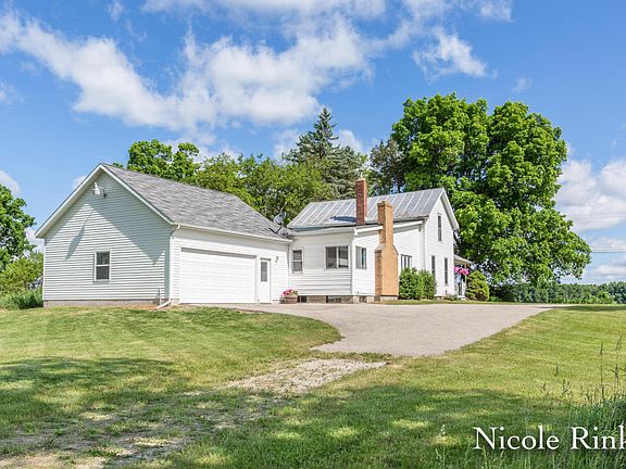 3rd image of 10248 Vergennes St SE