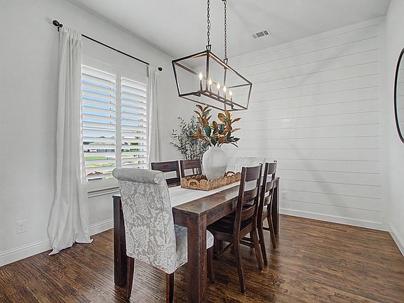 5th image of 1401 Oliver Creek Ln