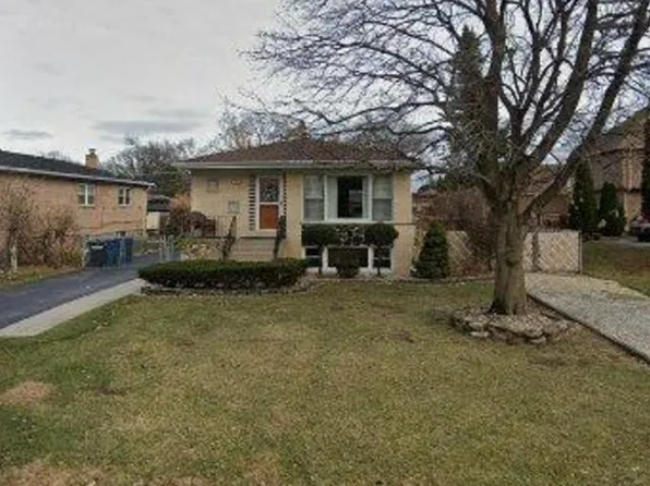 10649 S 83rd Ave, Palos Hills, IL 60465