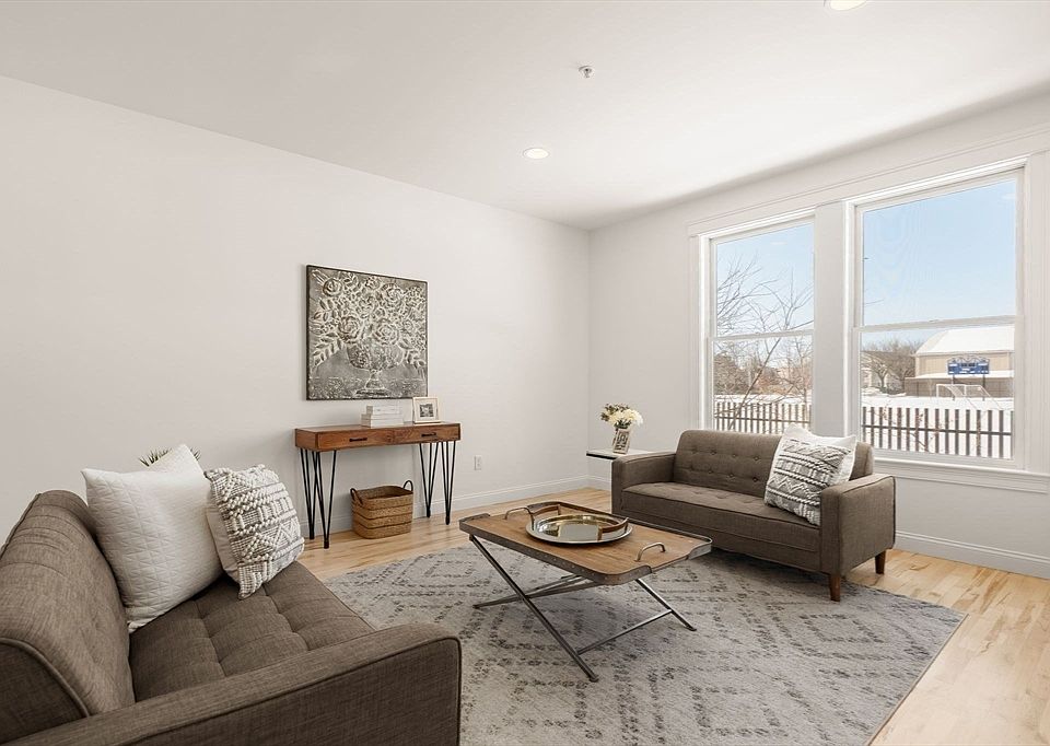1st image of 23 Park St Unit 2