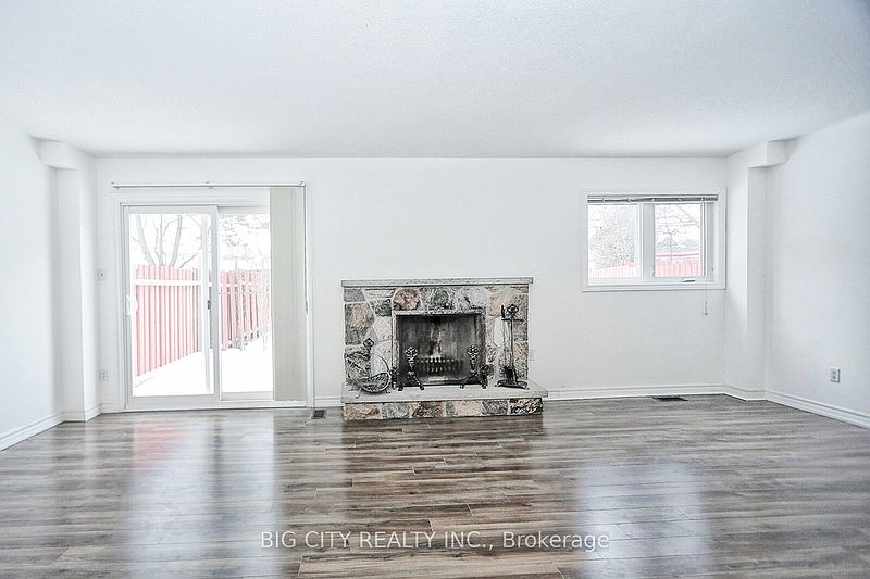 Toronto House for rent - 4 Bedrooms — photo 10