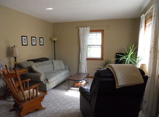 104 Sunset Dr, Saint Clairsville, OH 43950