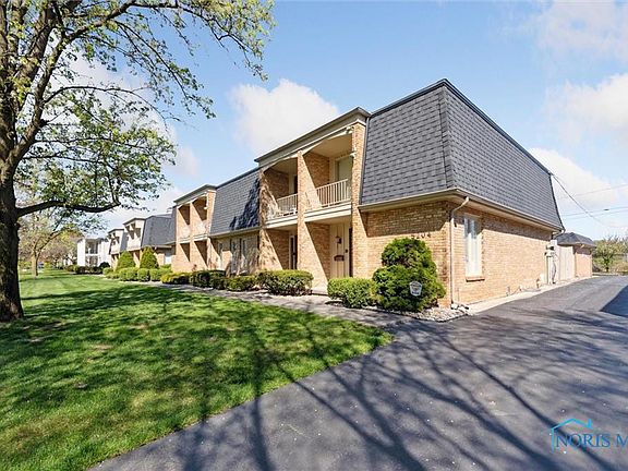4th image of 5204 Regency Dr #5204A