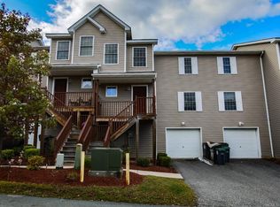 405 Mountain View Ln, Ellenville, NY 12428