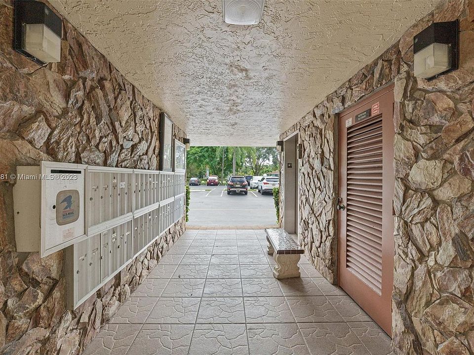 Meadowbrook Lakes View Condominiums Dania, FL Zillow