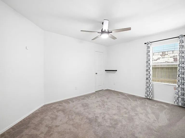 18463 Running Shadow Ct — Photo 26