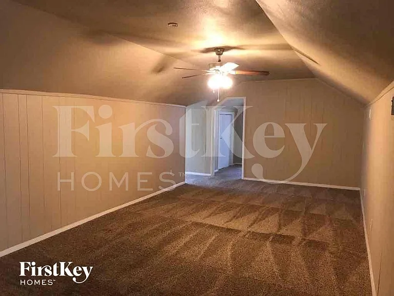 5605 Odessa Ave — Photo 19