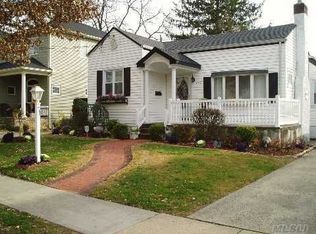 484 Olive Blvd, Hempstead, NY 11550