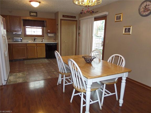 4th image of 1034 Millbury Dr