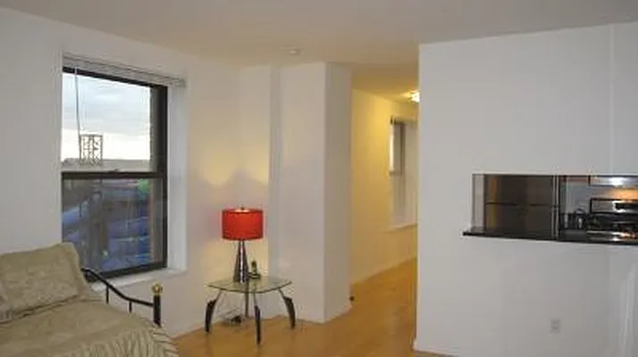 Rented by Corcoran | media 18