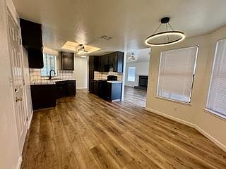 3rd image of 1061 English Ave