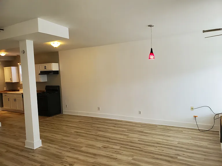 1211 23rd Ave NE #1 — Photo 7