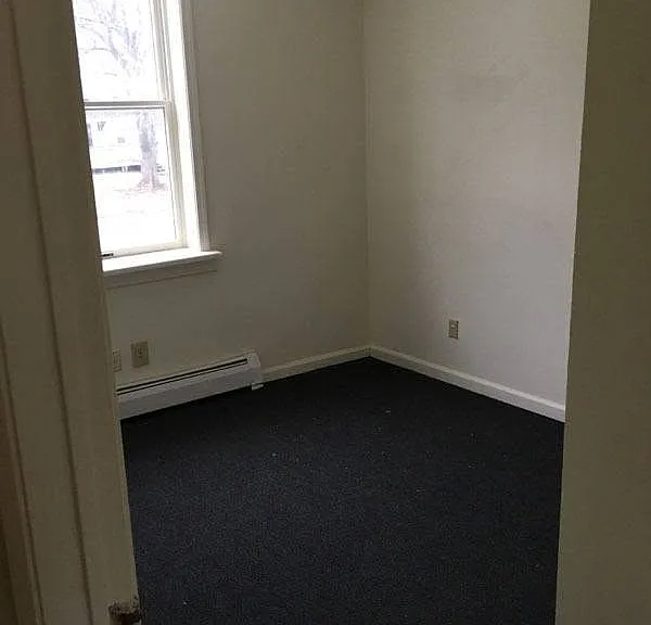 51 E Main St #D — Photo 14