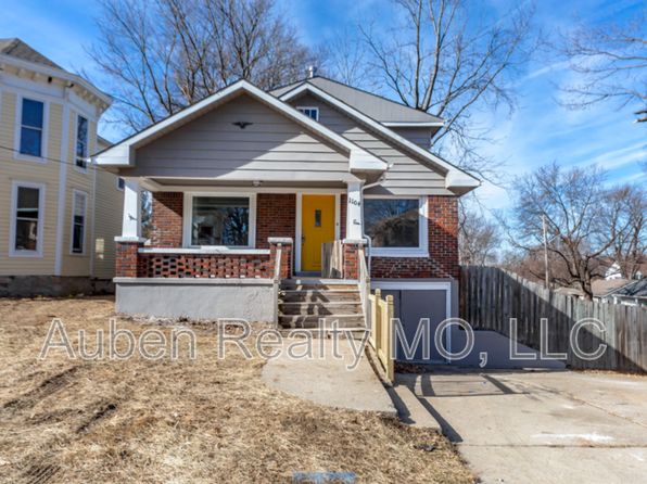 1104 S Main St
