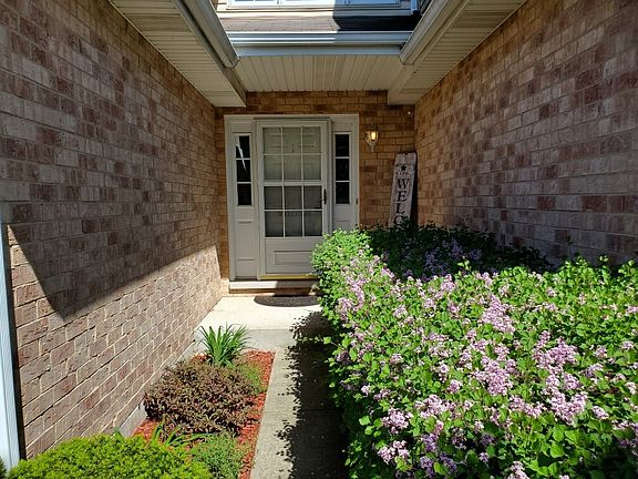 2nd image of 13539 Lockwood Ave