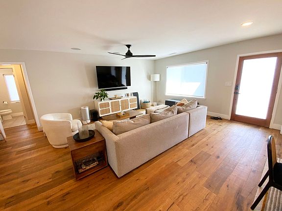 2nd image of 502 Bonito Ave