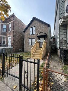 6854 S Dorchester Ave, Chicago, IL, 60637