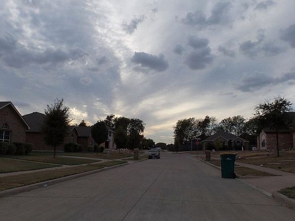 4th image of 904 Sage Meadow Dr