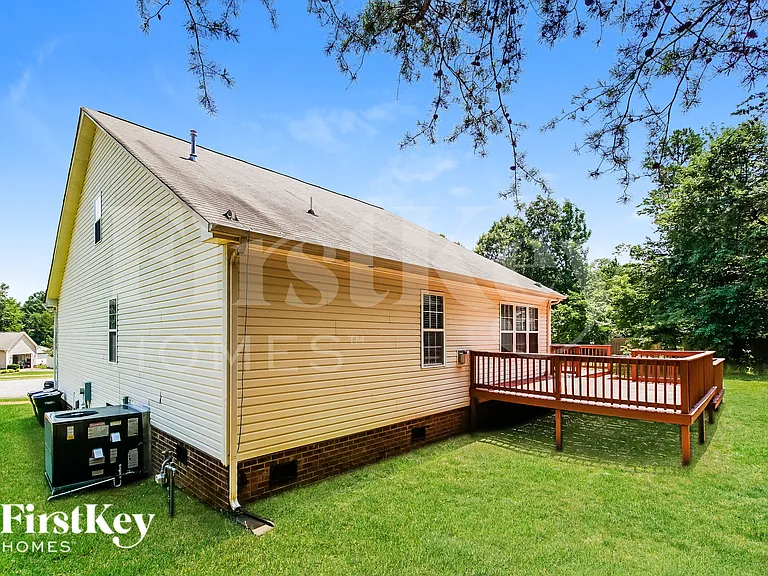 231 Christianna Ct NW — Photo 13