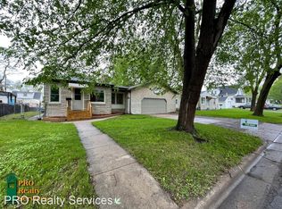 2401 14th Ave E, North Saint Paul, MN 55109