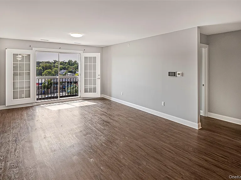 17 N William St — Photo 3