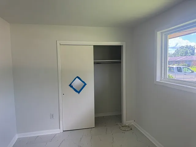 6221 Maplewood Drive — Photo 3