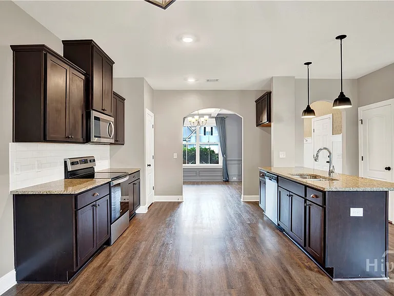 120 Annie Dr — Photo 16