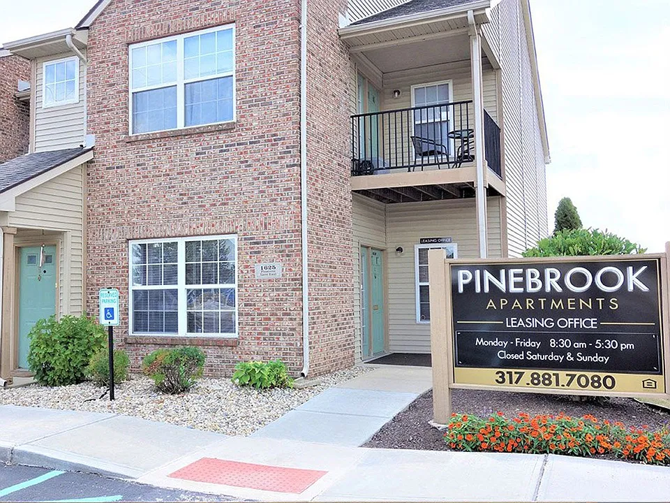Pinebrook Apartments