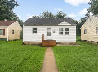 305 S Wellington St, South Bend, IN 46619