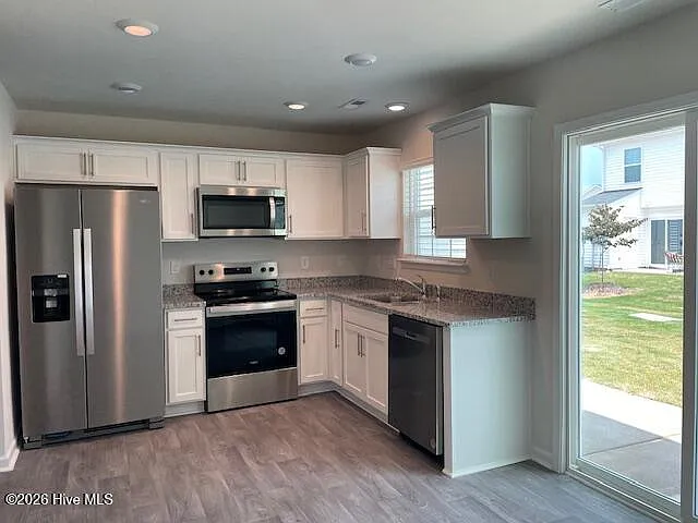 2 bed, 2.5 bath, $1,550 — Photo 4