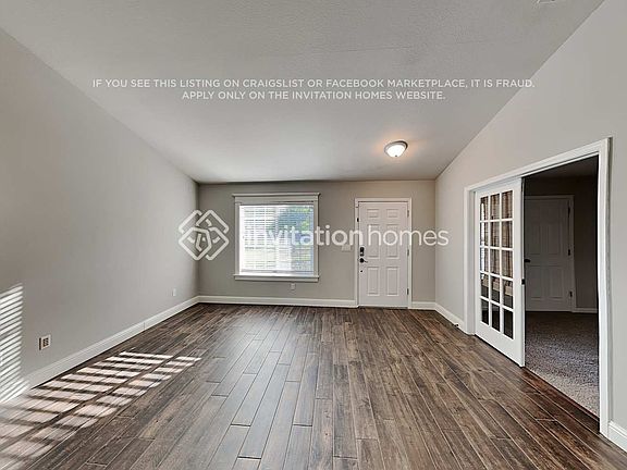 3rd image of 3925 Berry Ct