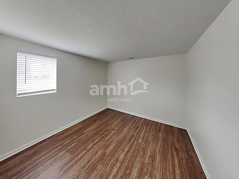 5545 Stevens Dr — Photo 17