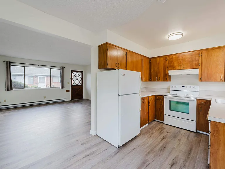 3816 F St #3816 — Photo 4