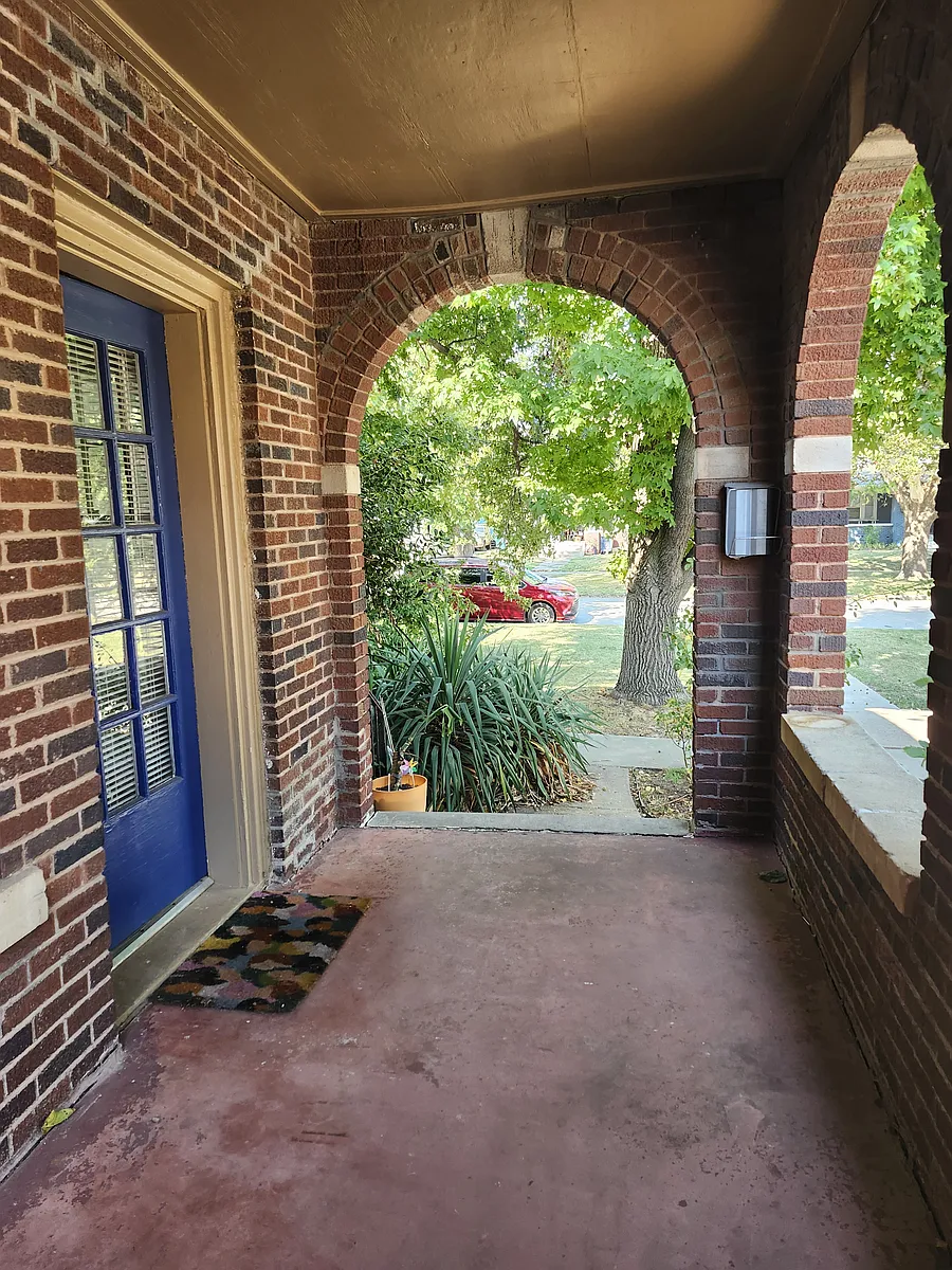 Building Photo - 1008 NW 34th St #1008