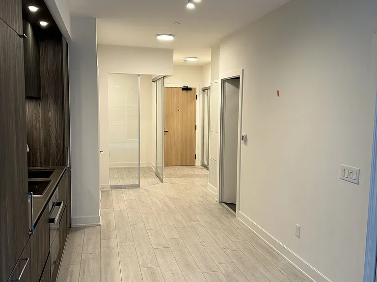 15 Mercer St #516 — Photo 13