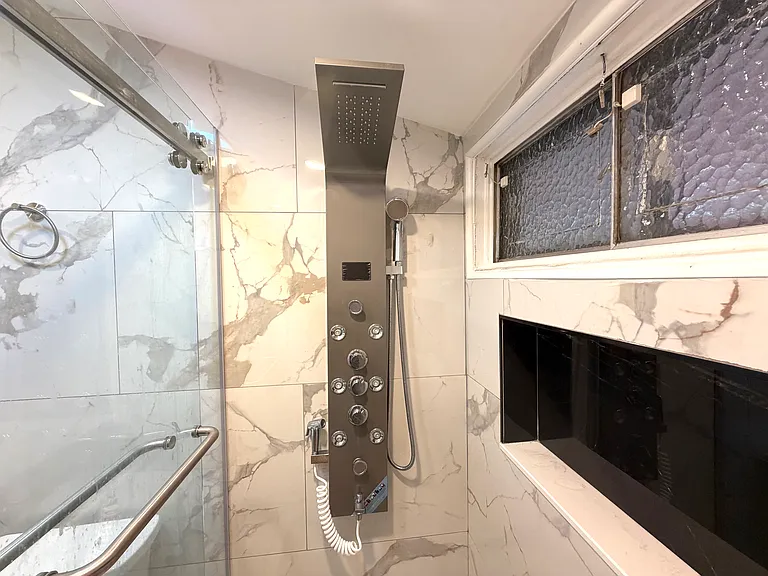 52 Deepdale Dr #1 — Photo 26