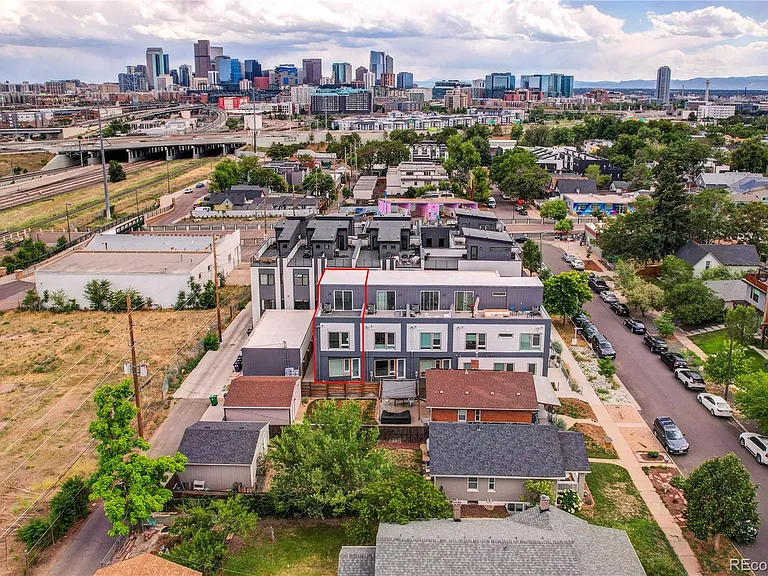 3832 Jason St #5 — Photo 40