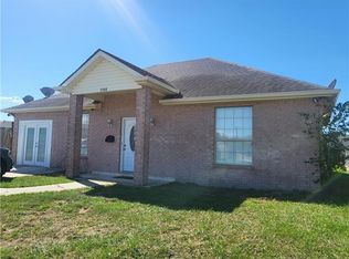 1148 Loch Lomand Dr, Harvey, LA 70058