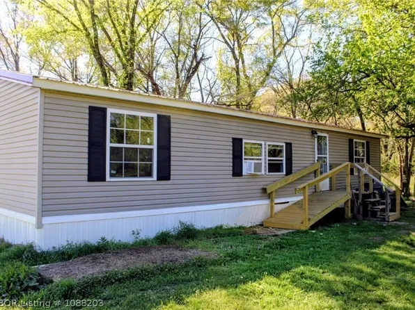 110134 S 4696th Rd, Muldrow, OK 74948